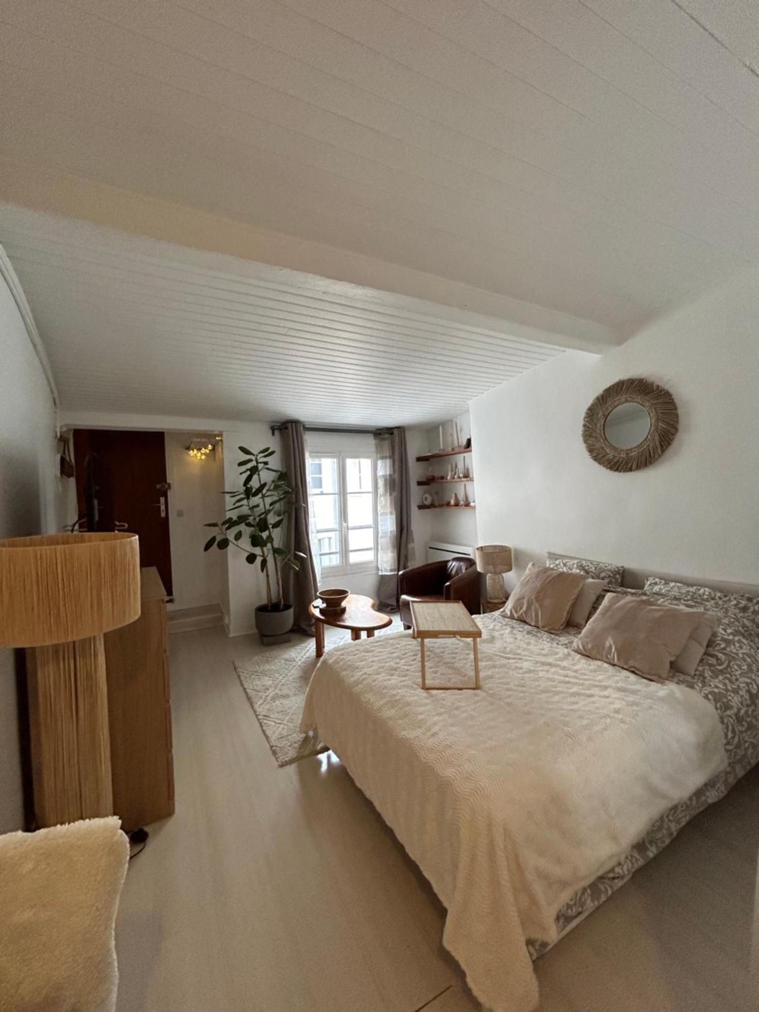 Grand Studio Entierement Renove Au Coeur De Paris Lägenhet Exteriör bild